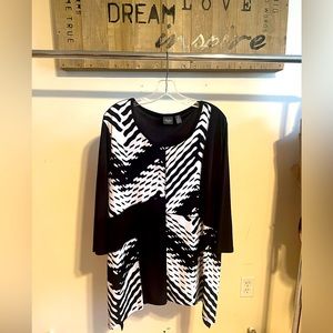 Chico’s - Traveler’s Collection - Tunic